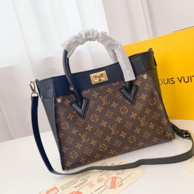 Replica Louis Vuitton On My Side M53827